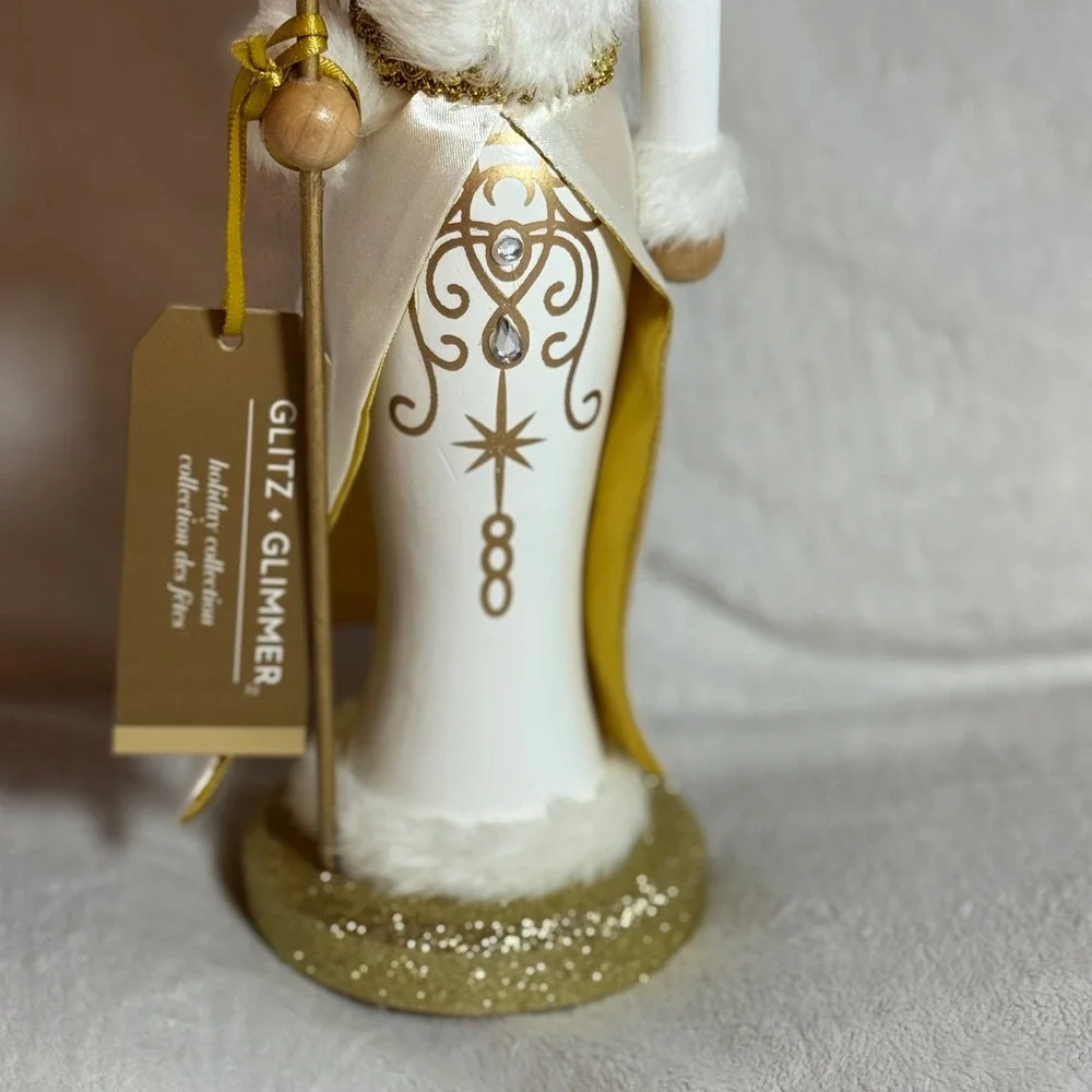 Wooden Christmas Nutcracker, 14